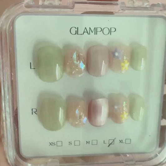 Golden Bloom Handmade Press On Nails