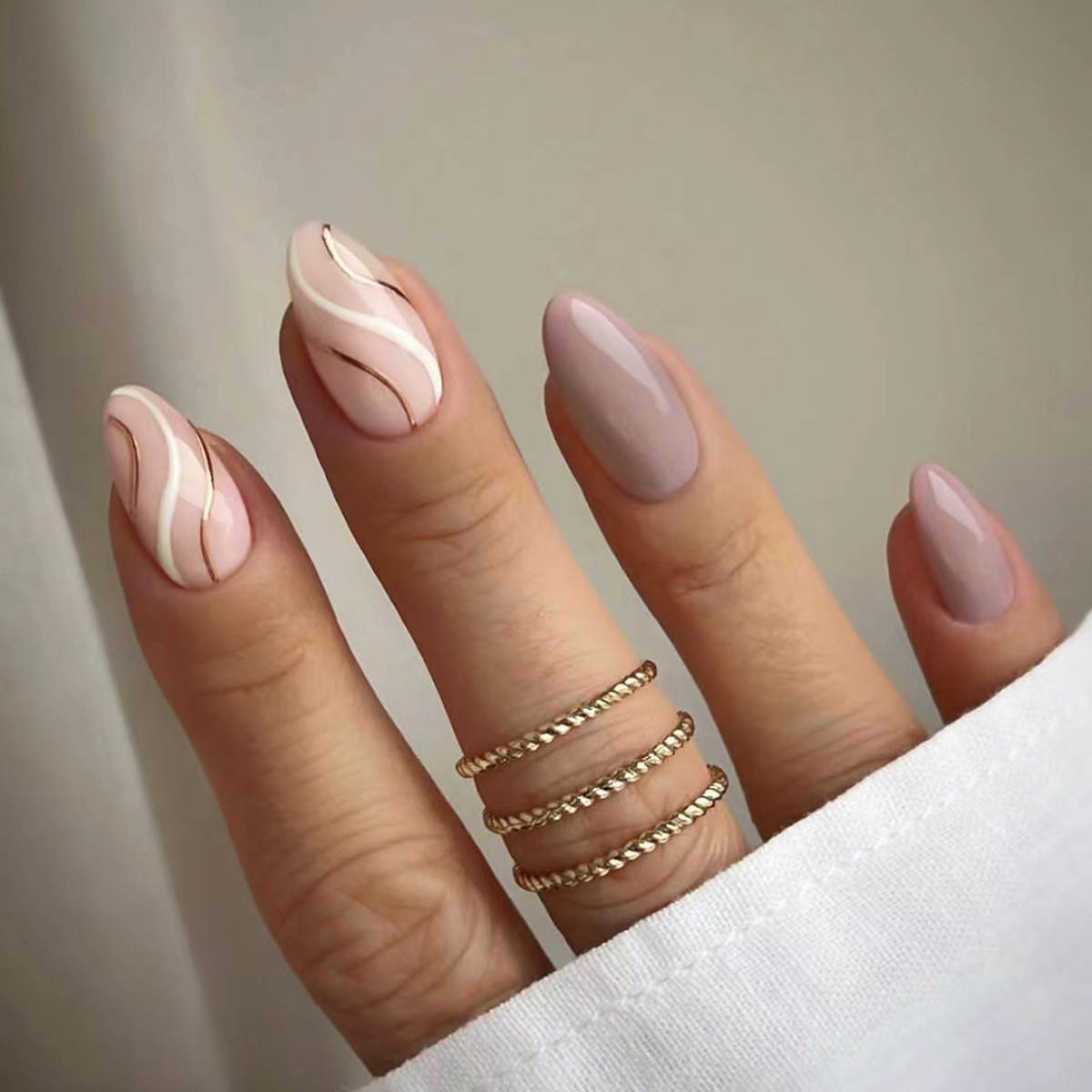 GLAMPOP Elegant Pastel Press-on Nails