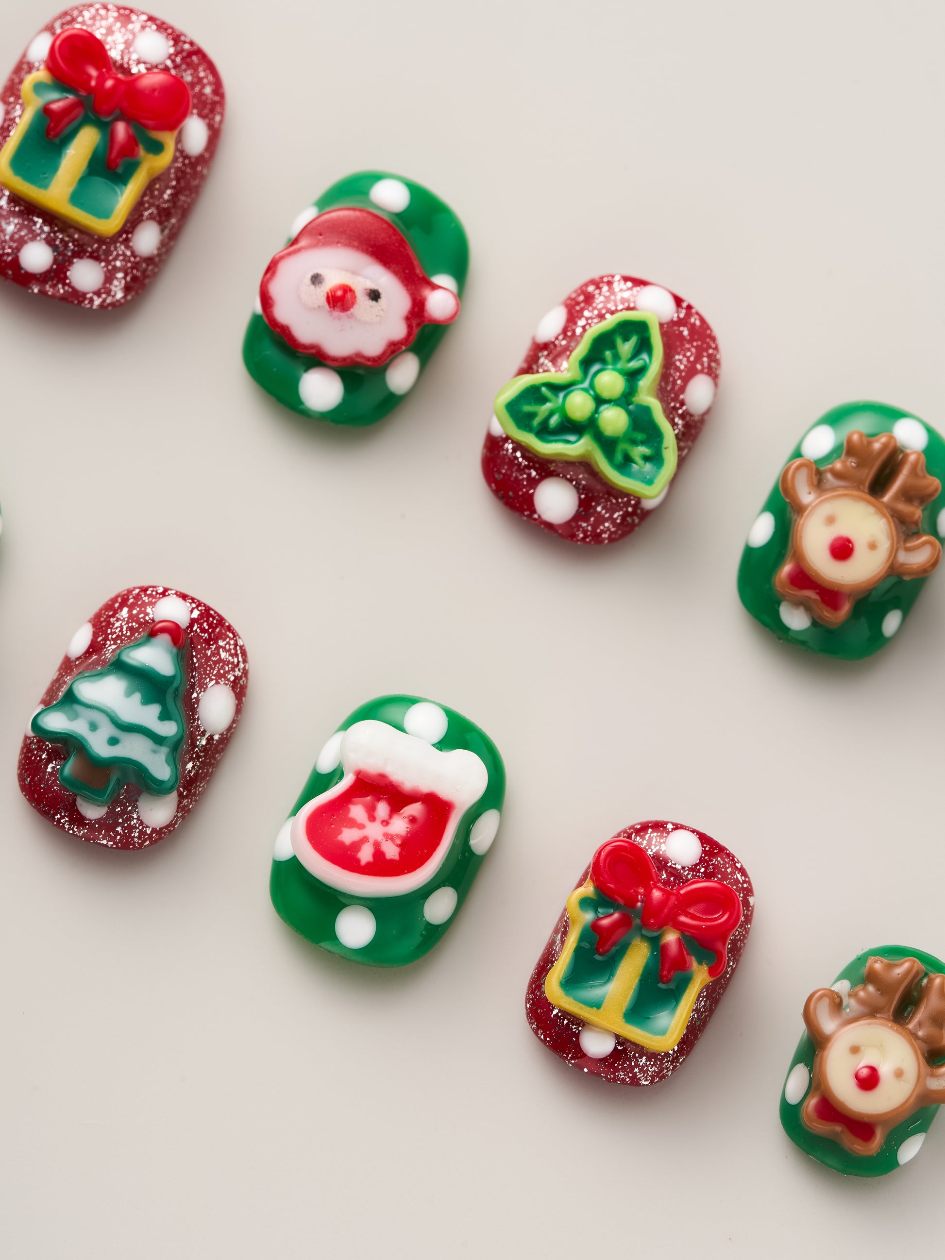 Christmas nail inspo